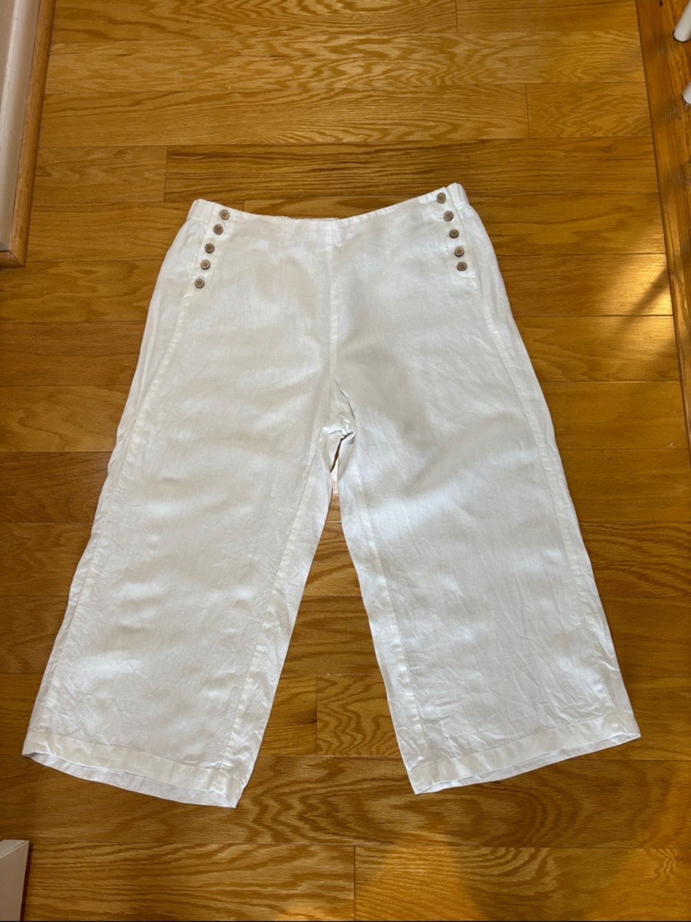 J. Jill white Linen Pants with sailor Button Detail